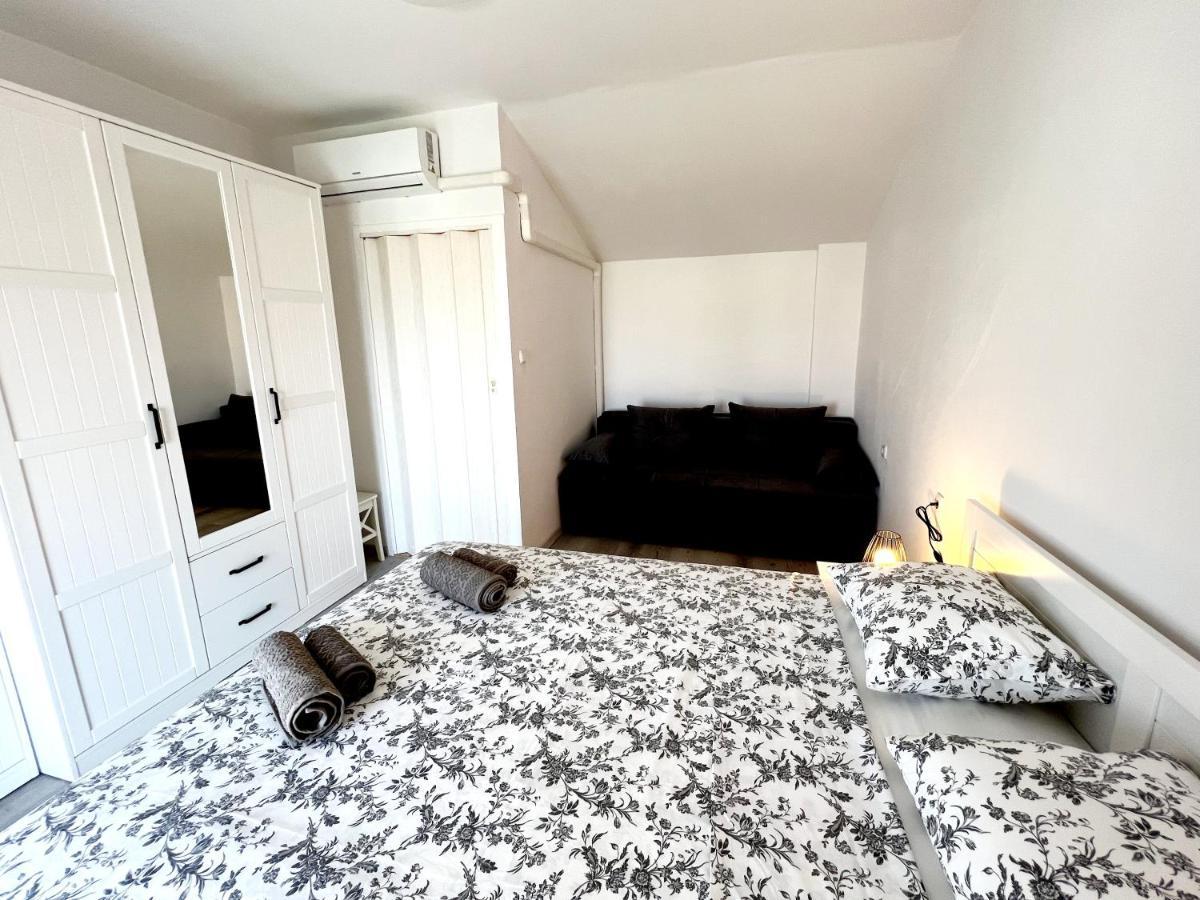 Little Home Banjol Exterior foto